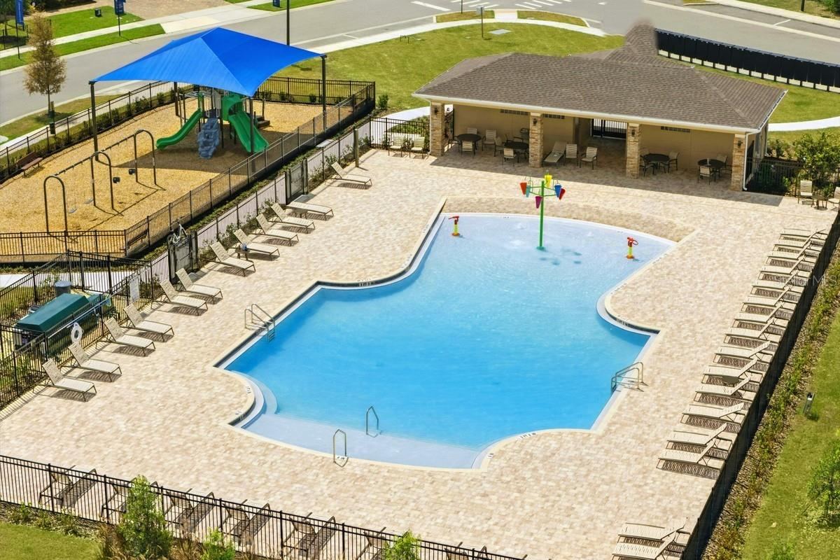 Photo 16 of 17: Community Pool