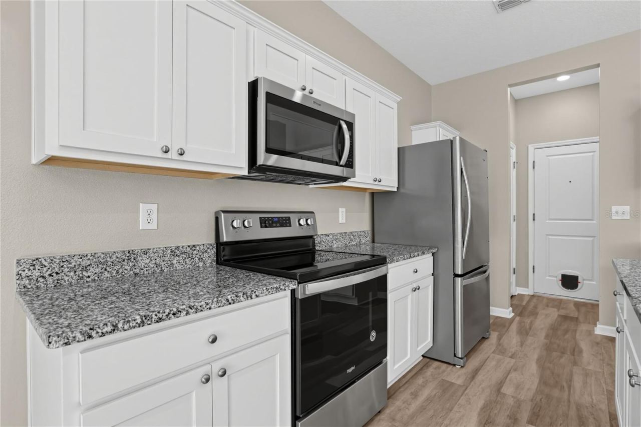 Photo 7 of 20