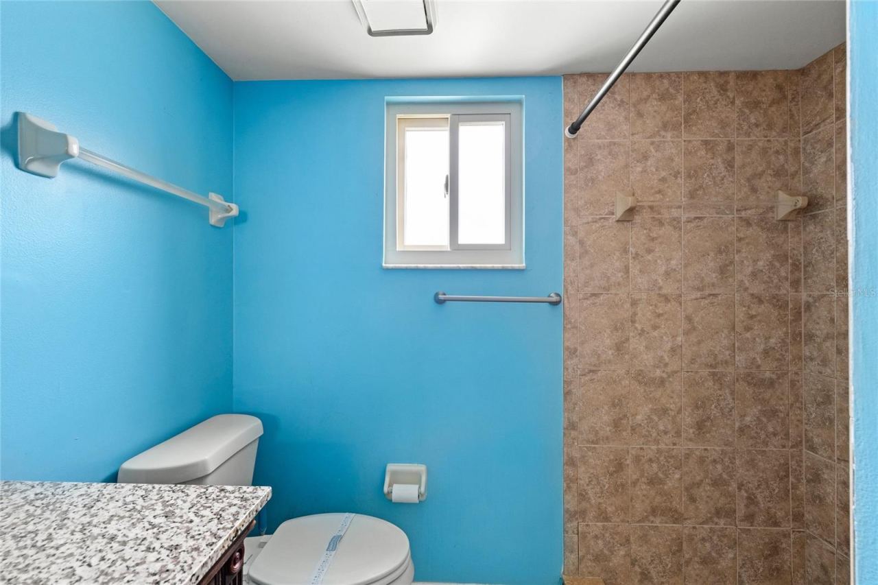 Photo 13 of 20: Primary bathroom