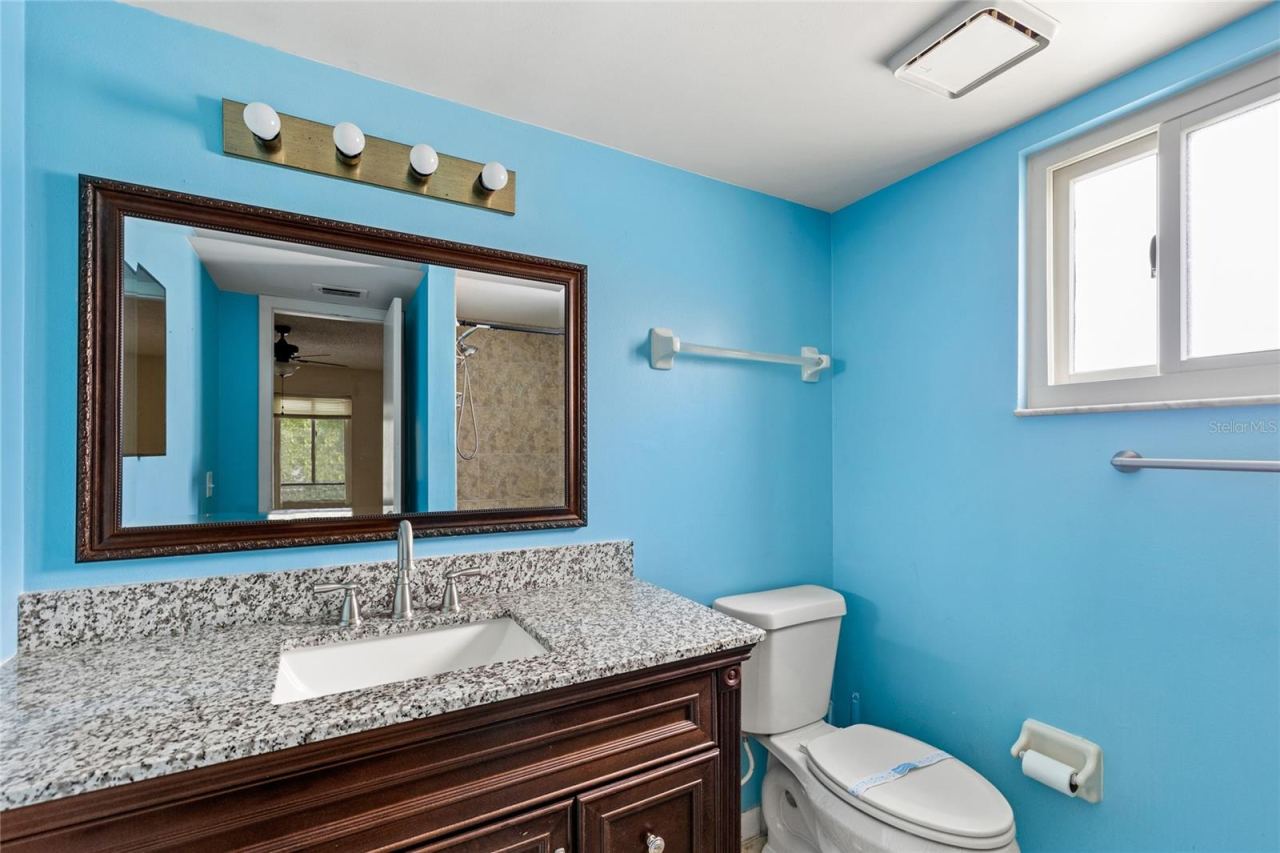Photo 12 of 20: Primary bathroom
