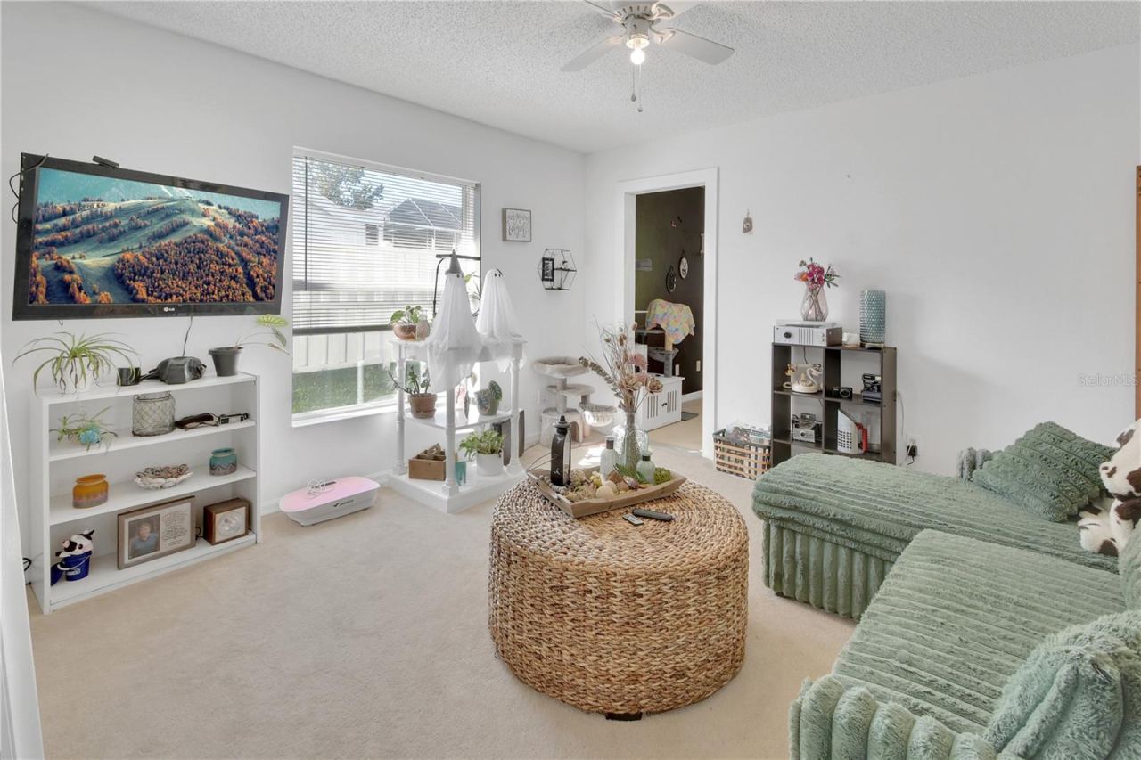 Photo 20 of 20: Middle bedroom/family room leads to bedroom 4