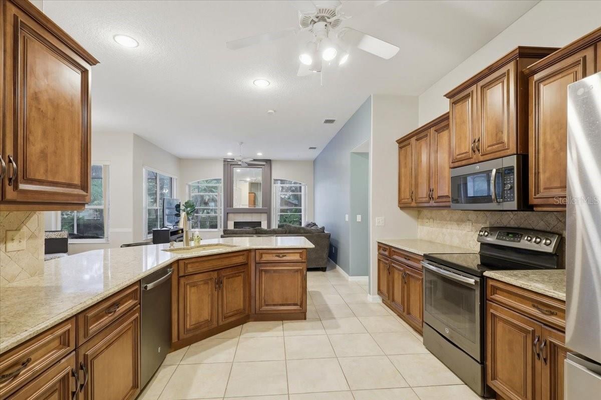 Photo 6 of 20: Dining Room