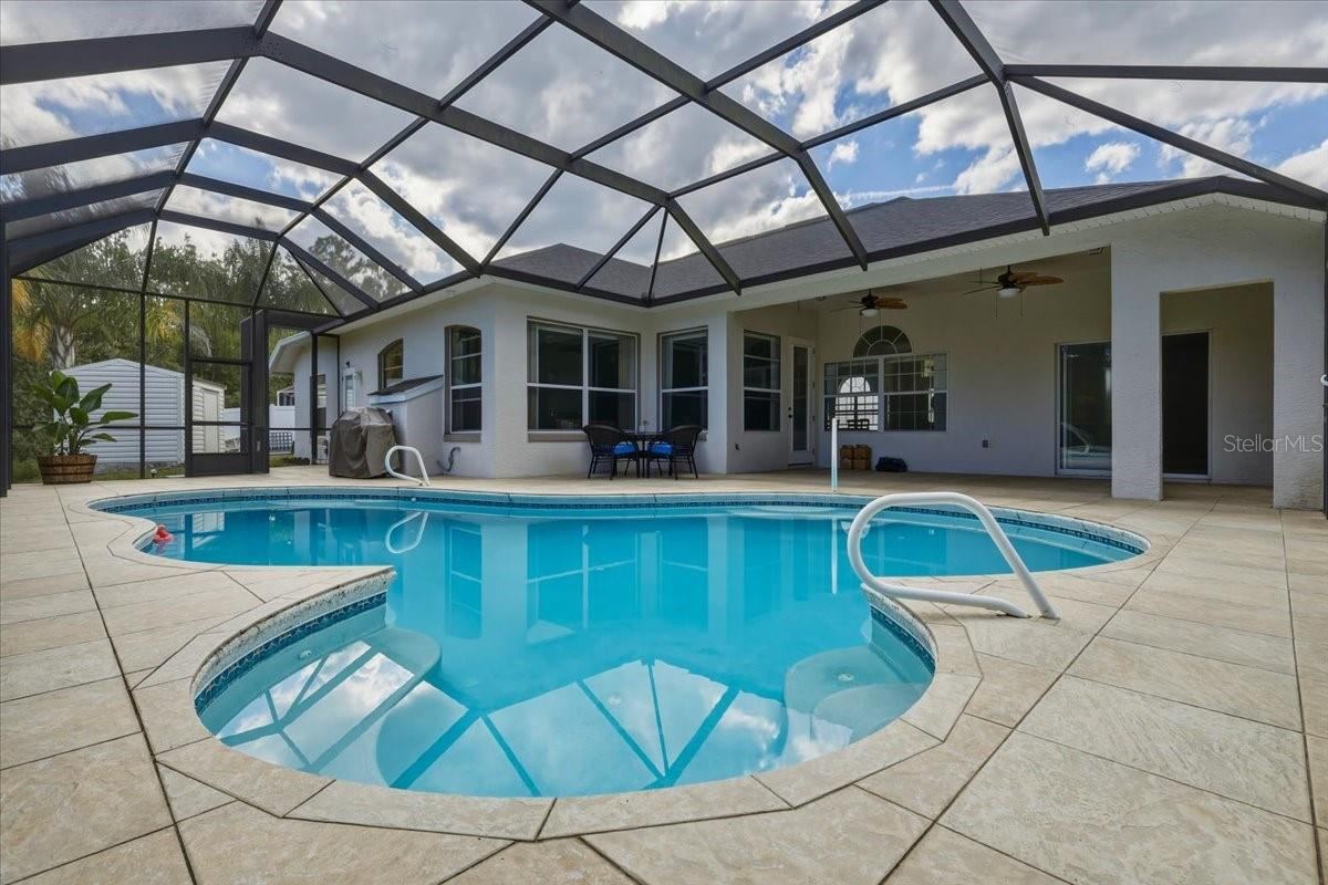 Photo 3 of 20: Spacious POOL with extra decking.