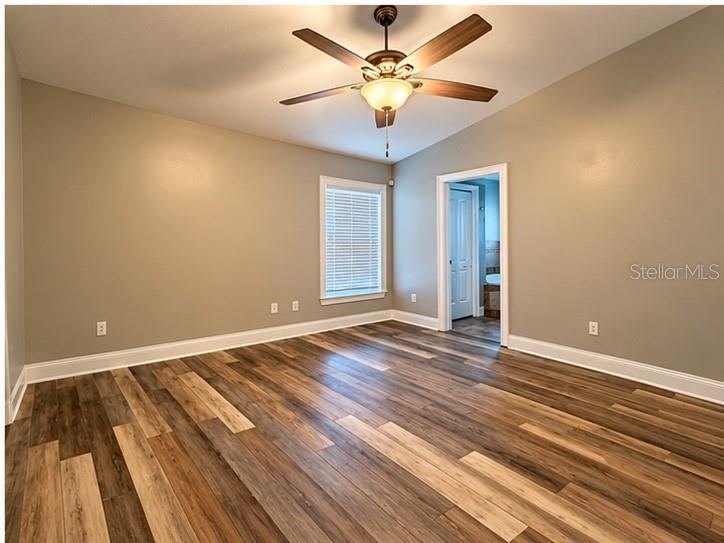 Photo 12 of 20: Master Bedroom
