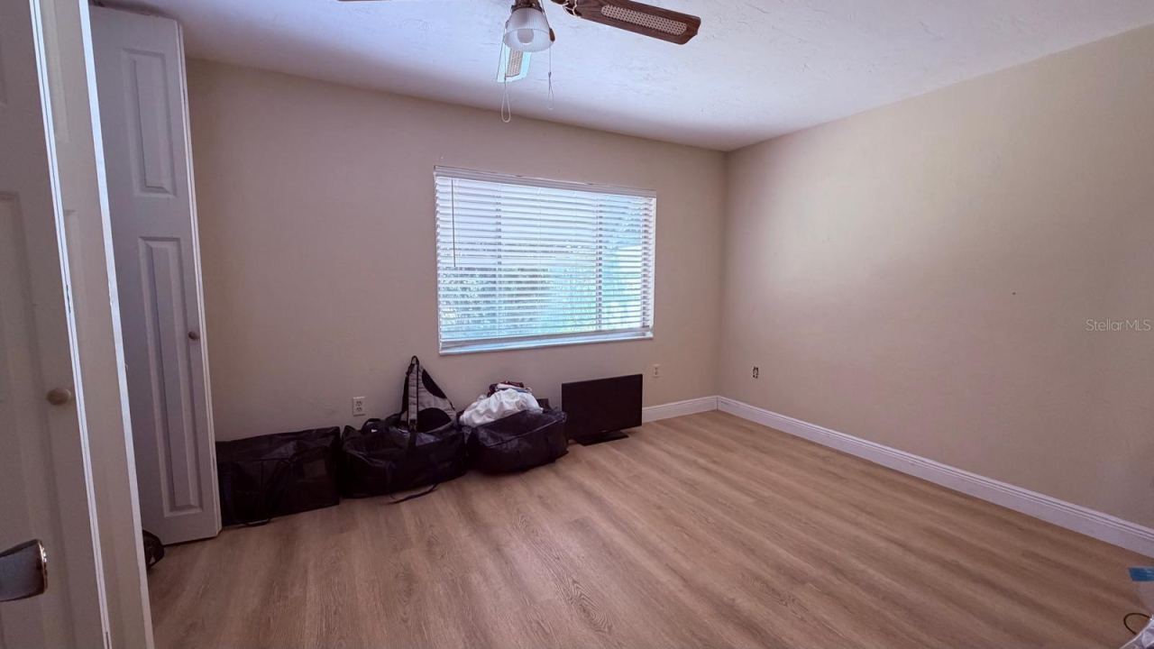 Photo 8 of 20