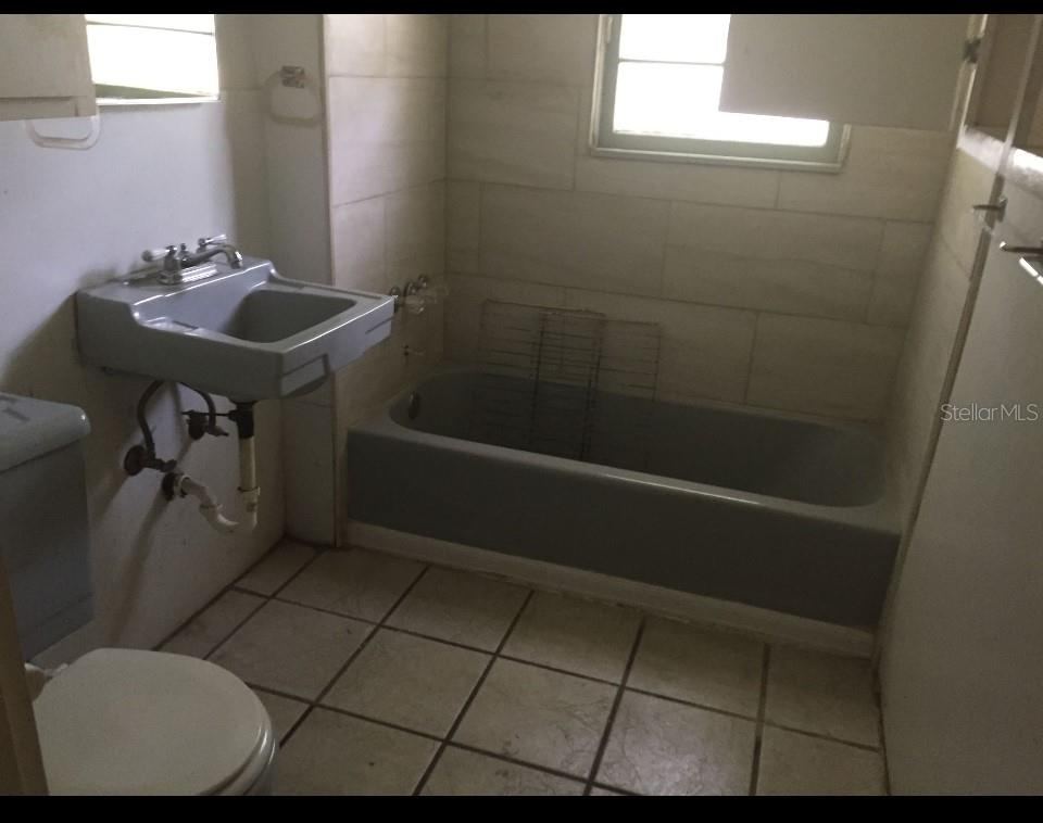Photo 11 of 20