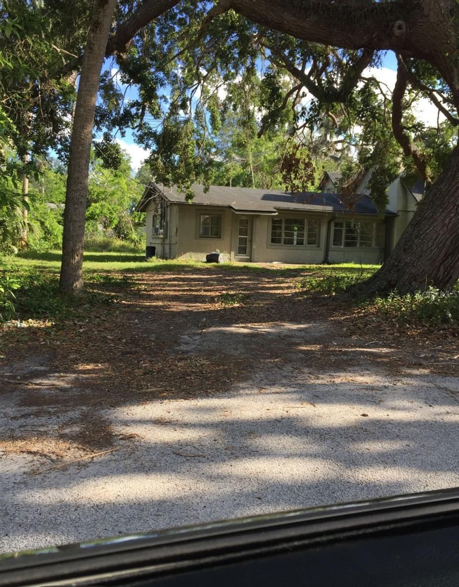 Photo 6 of 20
