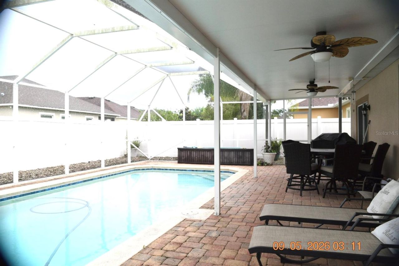 Photo 9 of 10