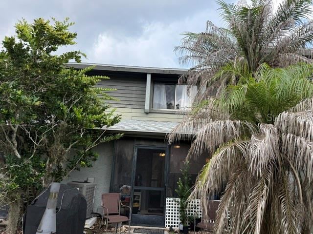 Photo 4 of 4: Back of home