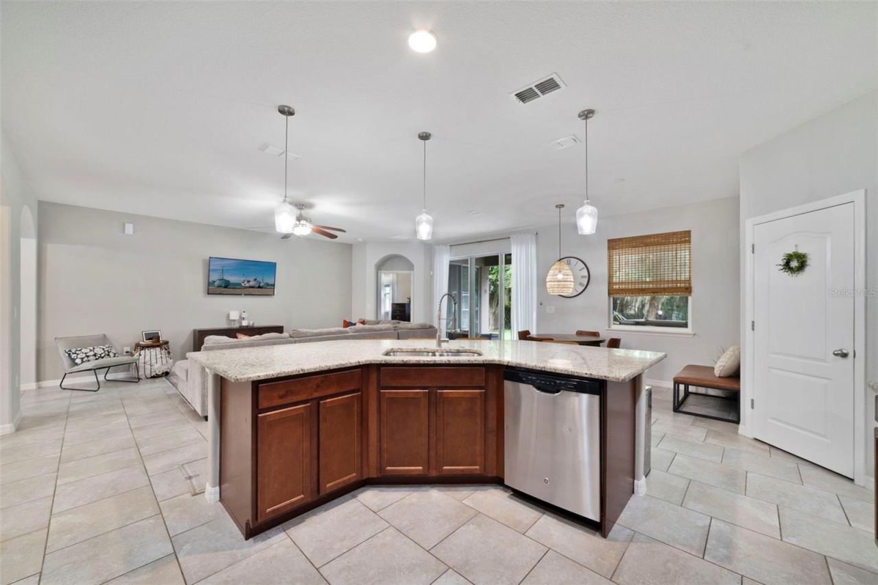 Photo 7 of 20: Open Kitchen.