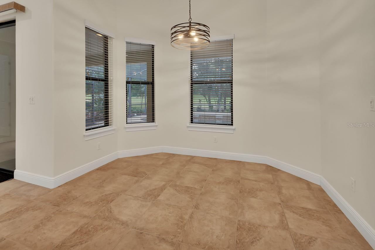 Photo 17 of 20: Breakfast nook