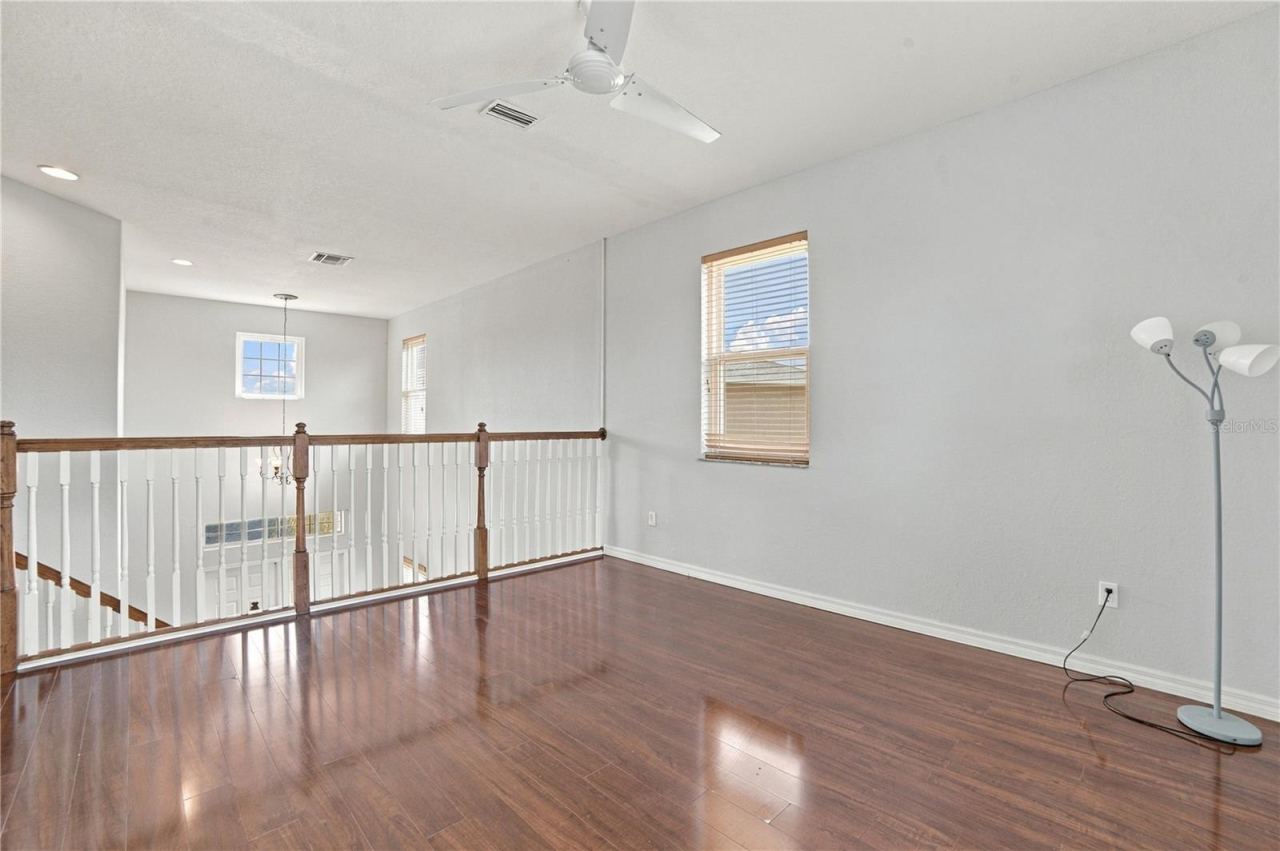 Photo 17 of 20