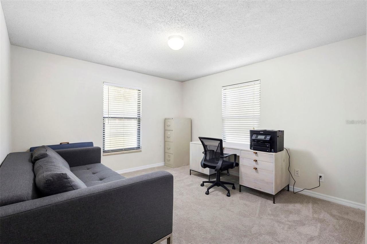 Photo 17 of 20