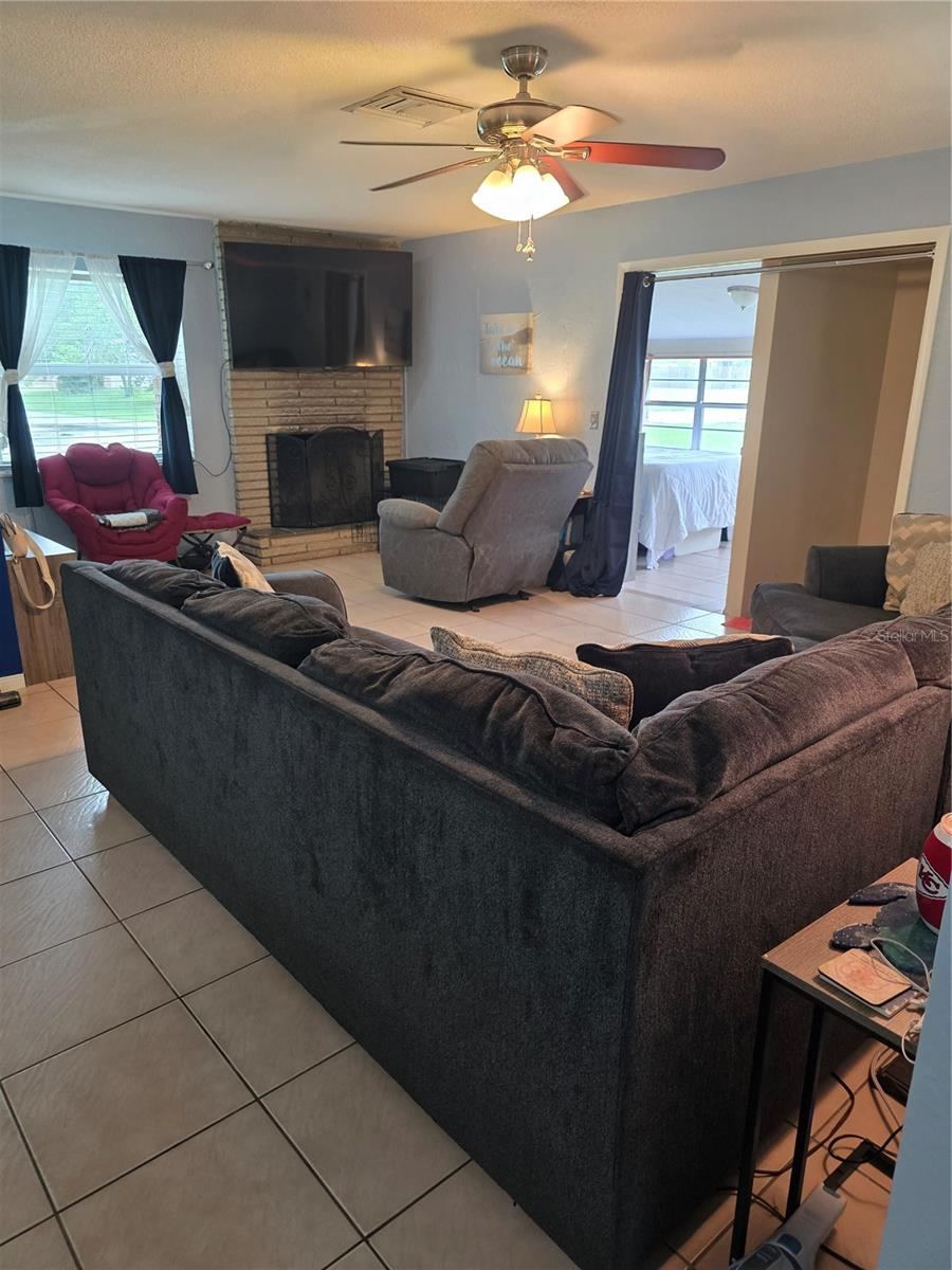 Photo 13 of 20: Step down into your Florida room. Your bonus space awaits!