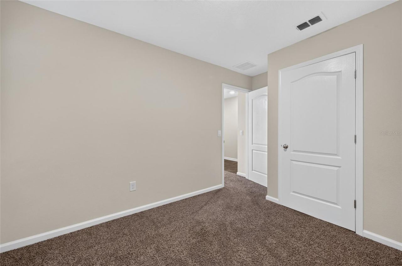 Photo 8 of 20