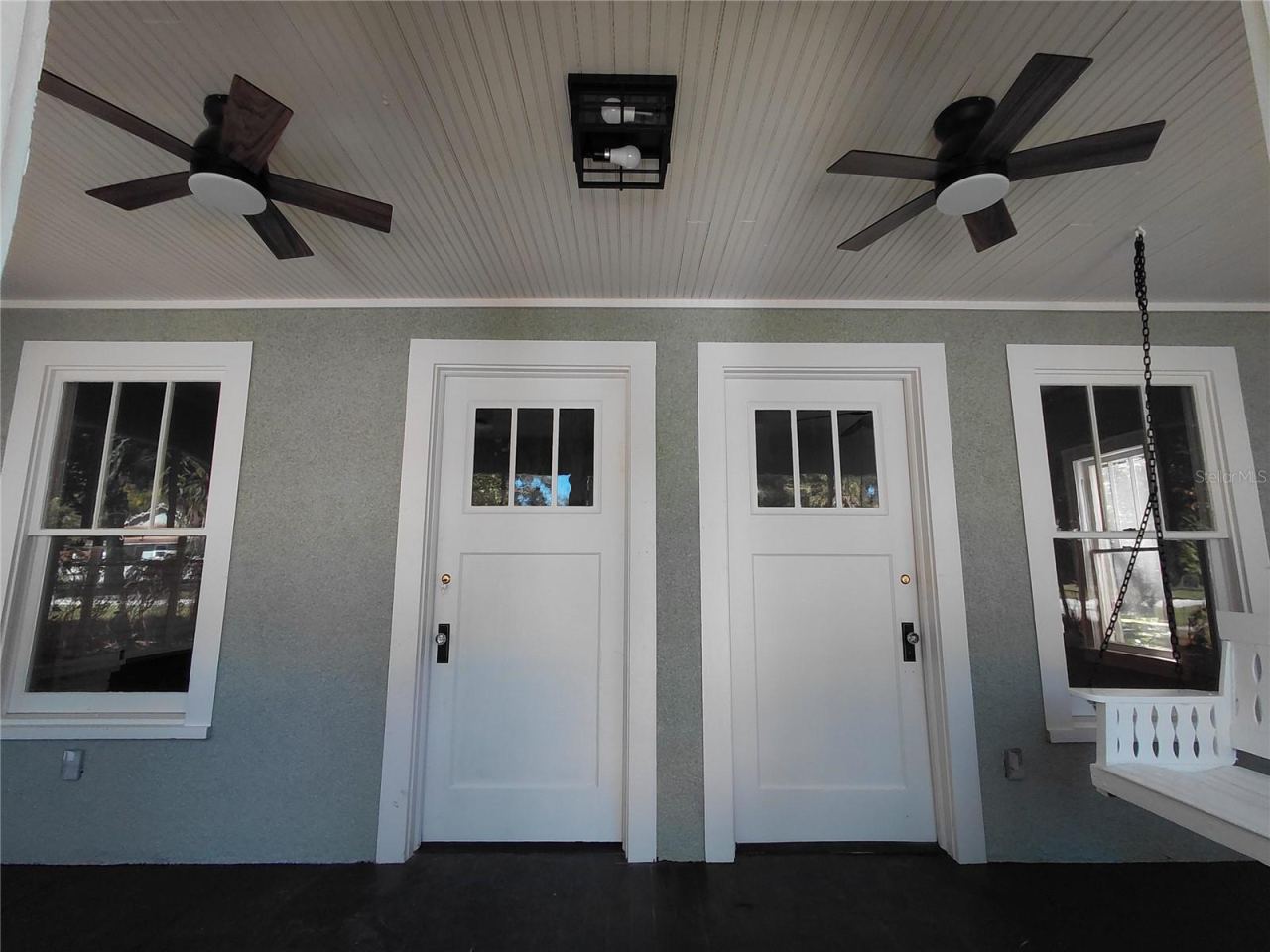 Photo 15 of 20: Porch entry