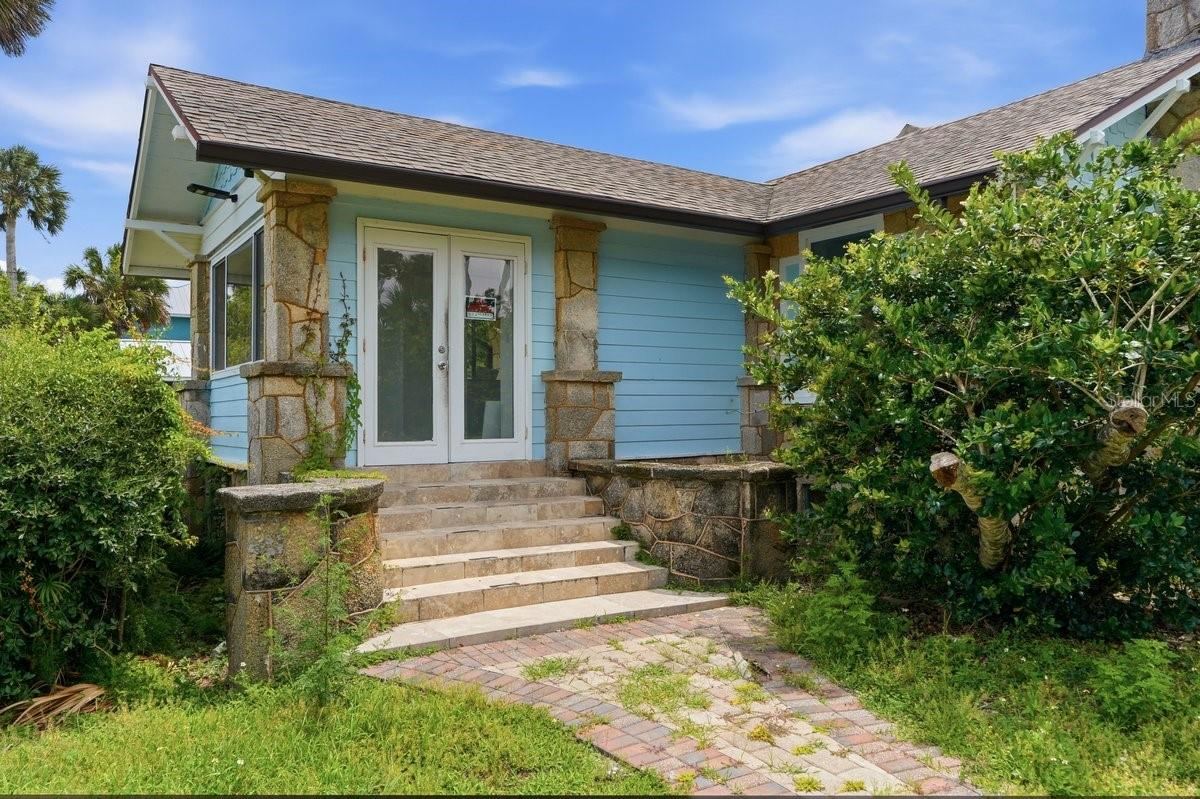 Photo 4 of 20