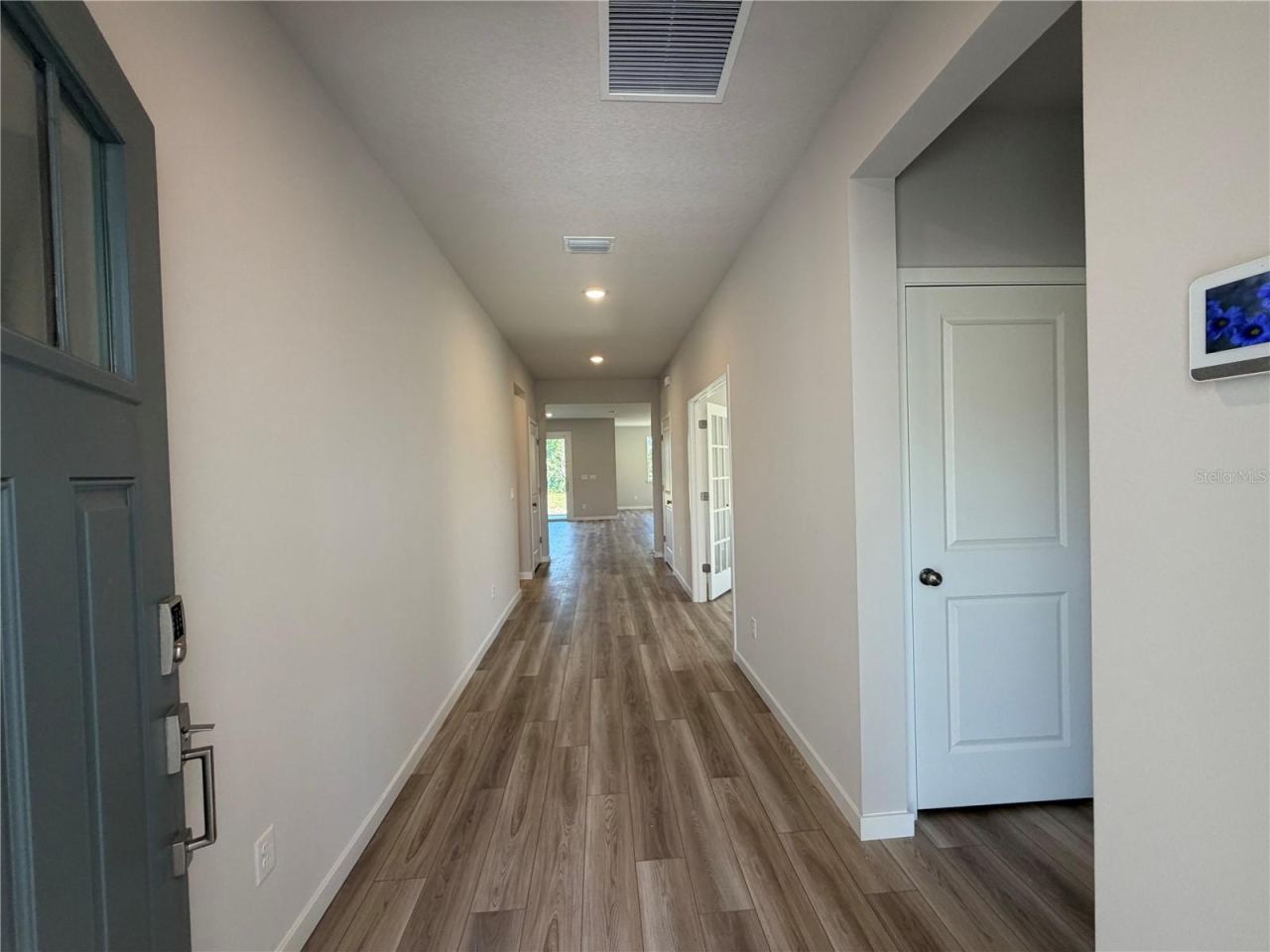 Photo 8 of 20