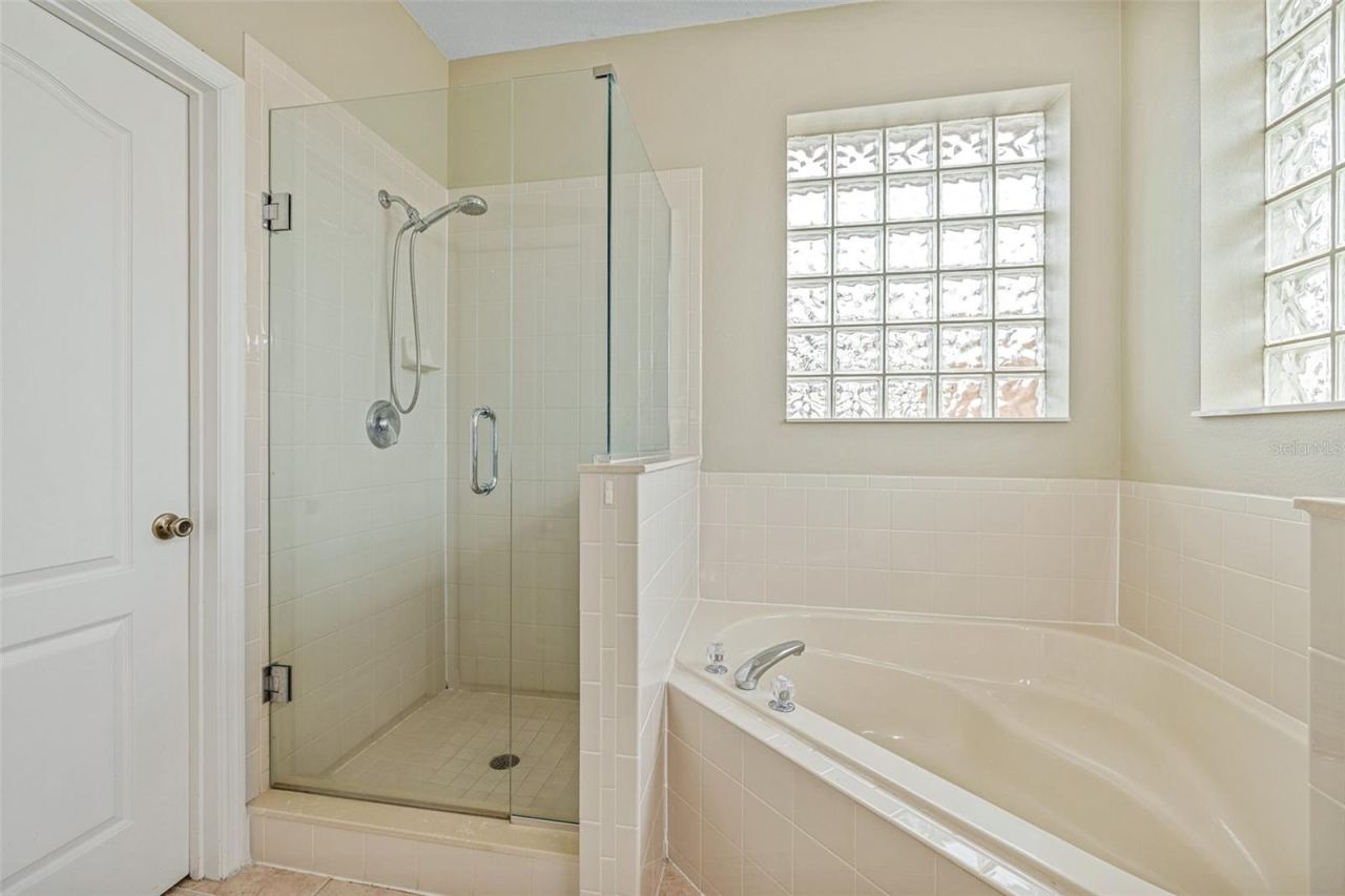 Photo 18 of 20: Walk-In shower