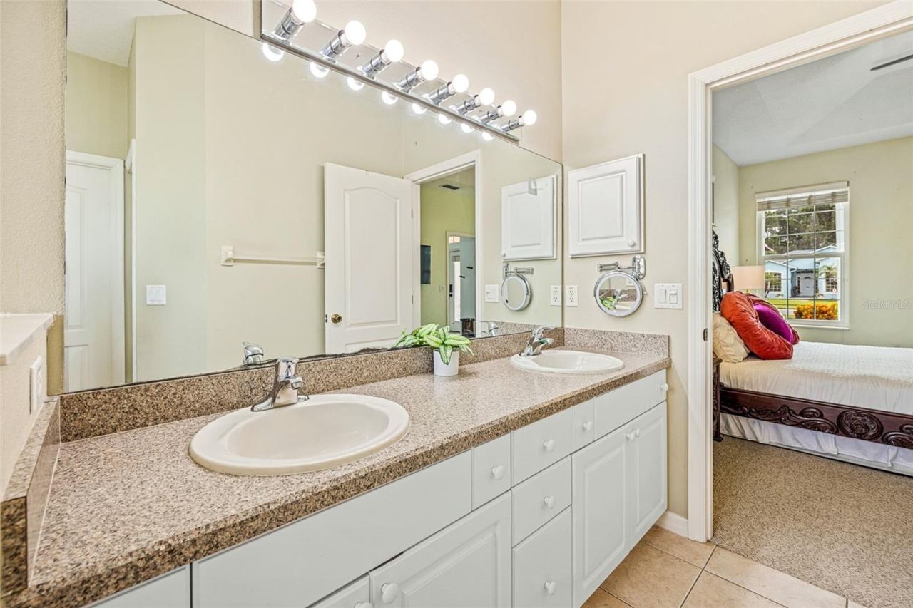 Photo 19 of 20: Primary bath/dual vanity