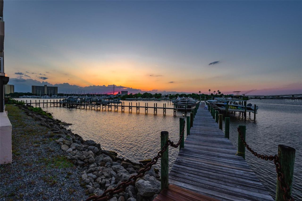 Photo 20 of 20: Gorgeous by day, stunning by night!
