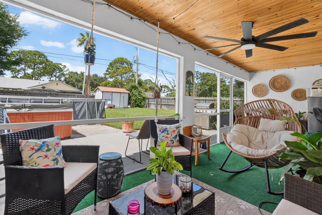 Photo 3 of 20: BACK PORCH