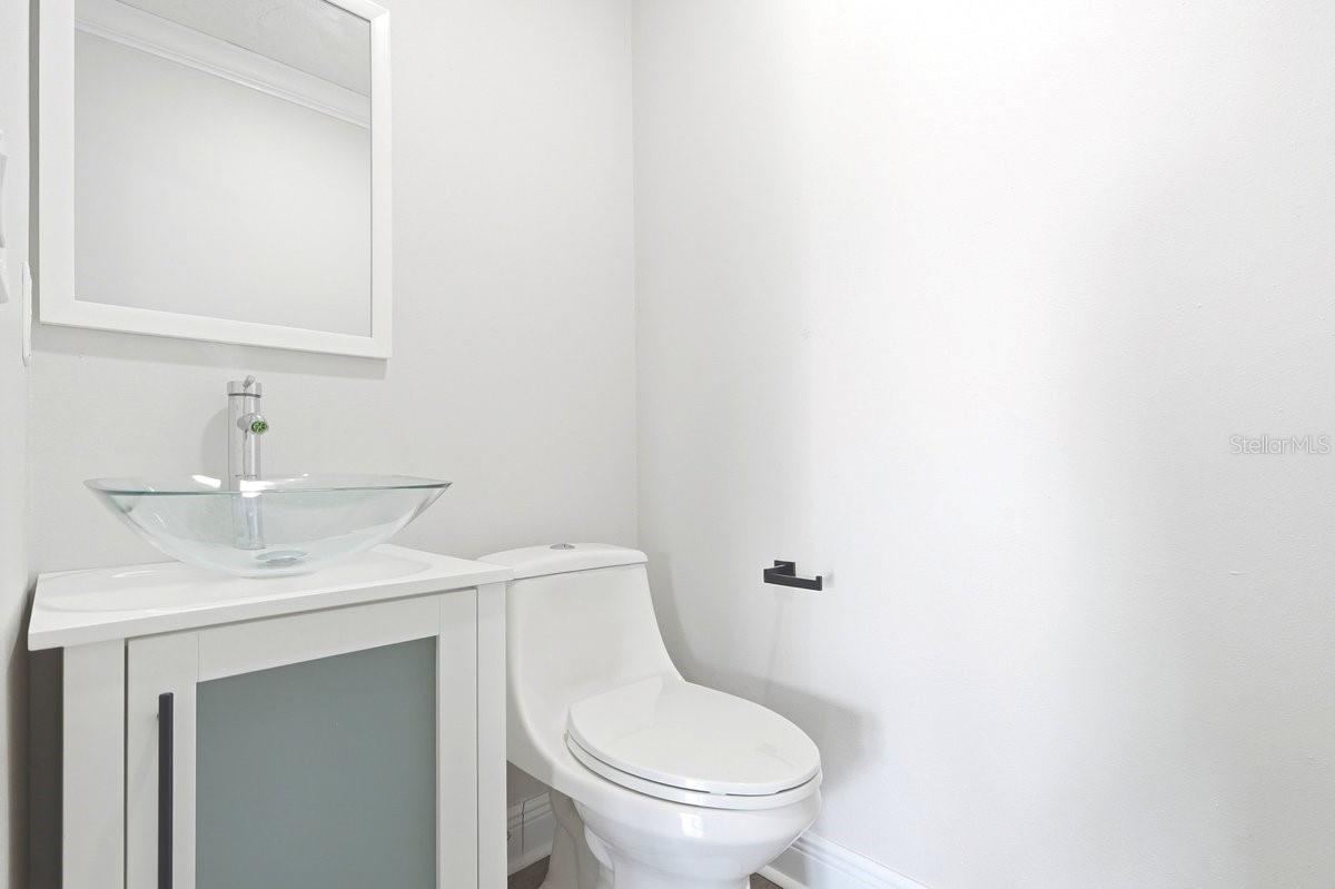 Photo 19 of 20: HALF BATH OFF MAIN LIVING AREA