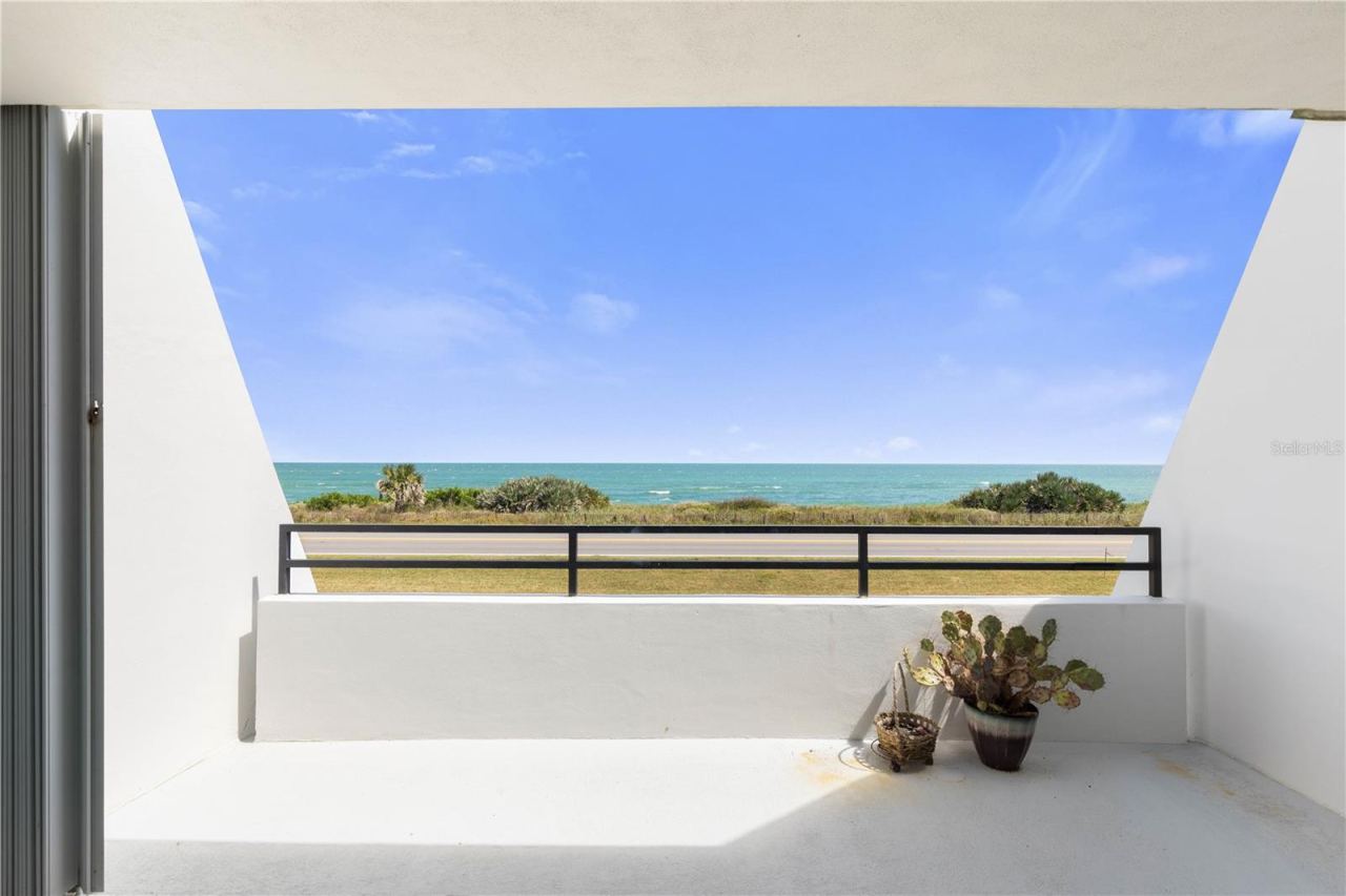 Photo 12 of 20