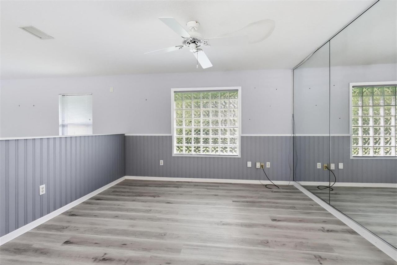 Photo 18 of 20: Flex space. Formal dining/office/pool table.