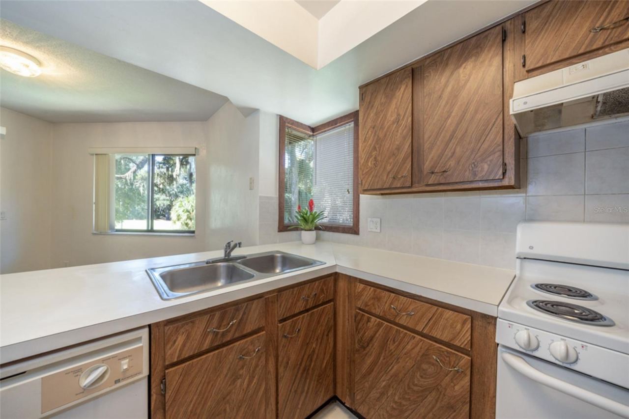 Photo 5 of 20: Fully Equipped Kitchen