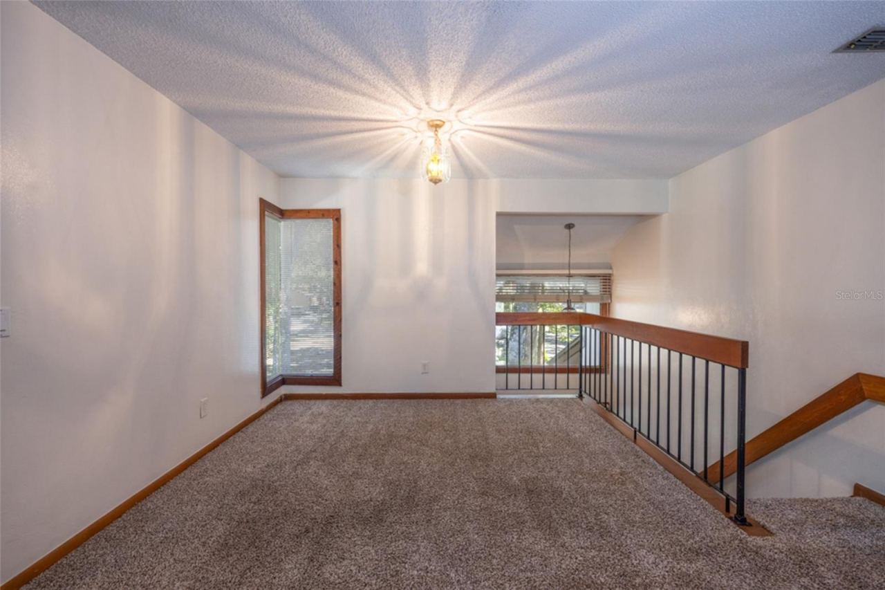 Photo 13 of 20: UNSTAGED: Bright And Open Dining Area