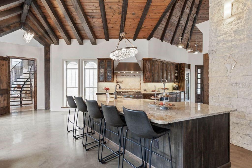 Photo 10 of 20: Oversized Kitchen Island