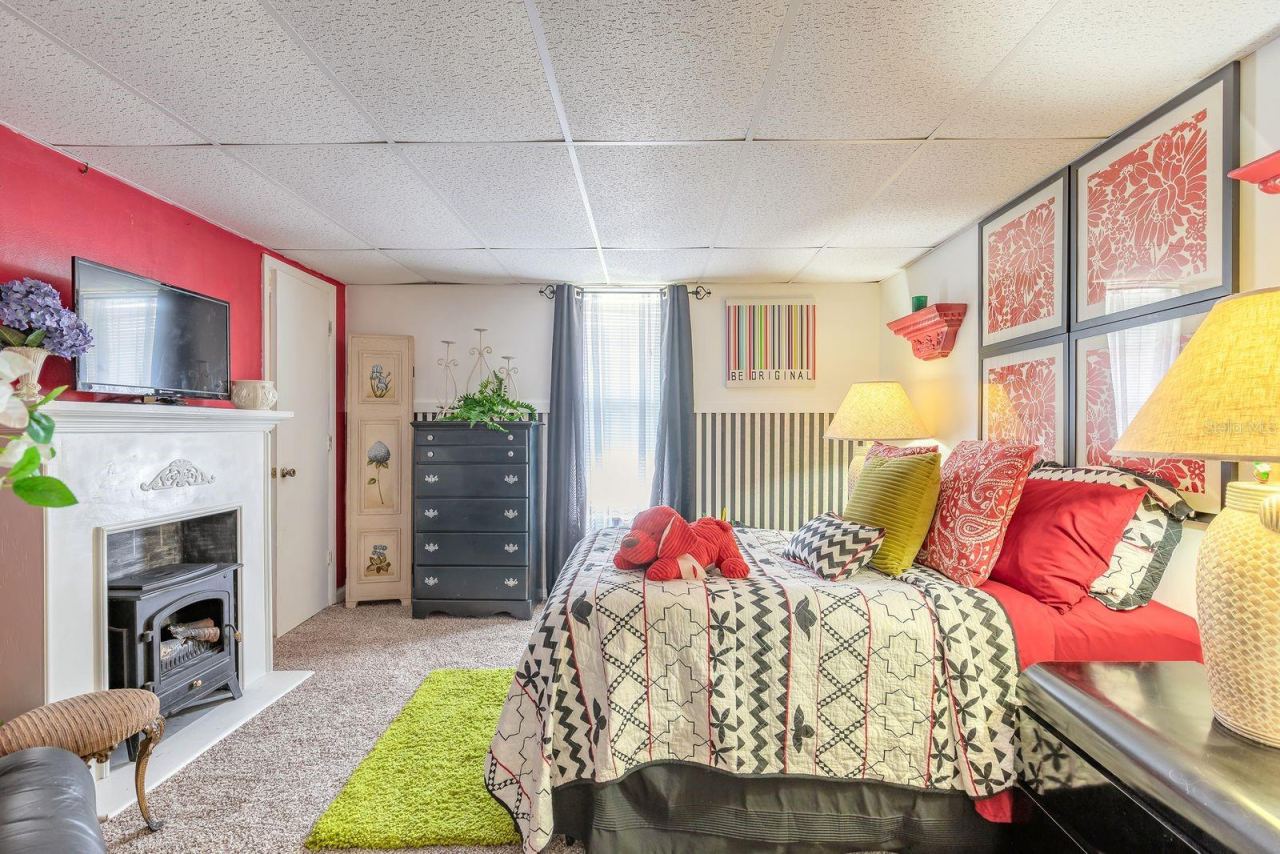 Photo 18 of 20: Bonus room