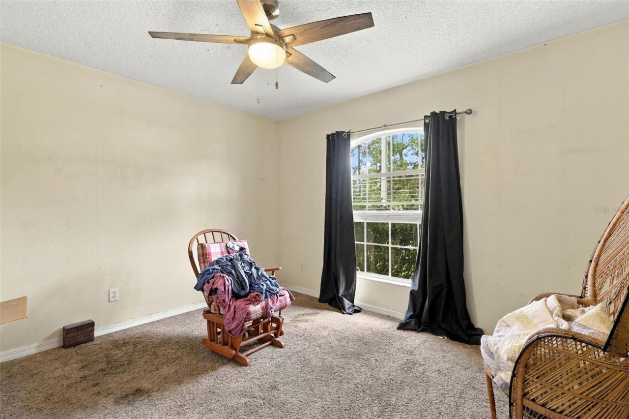 Photo 17 of 20