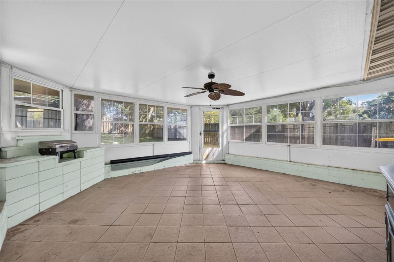 Photo 20 of 20: Enclosed Patio