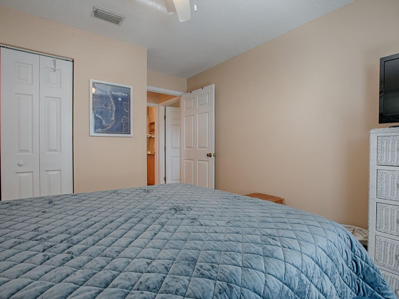 Photo 19 of 20