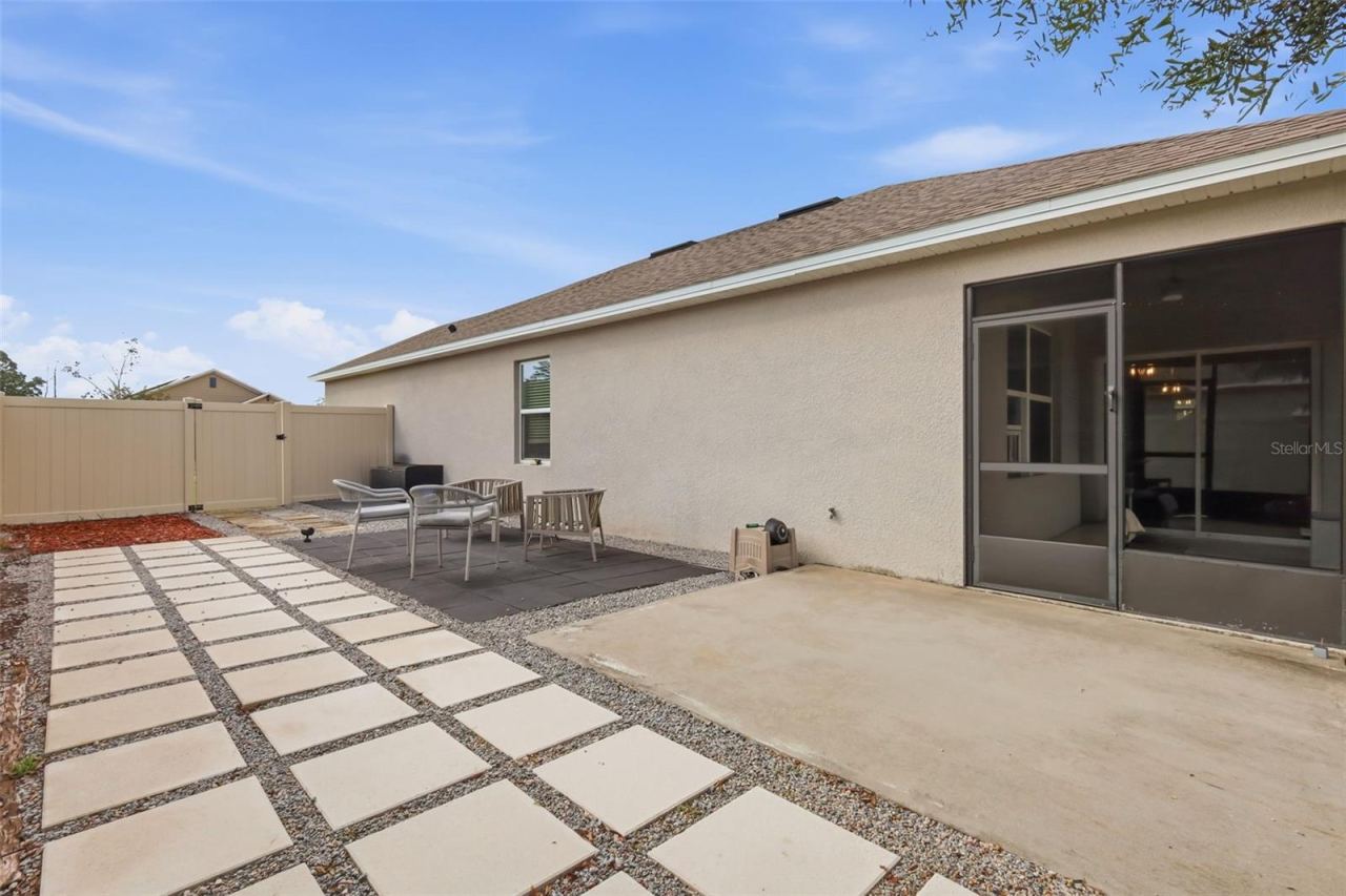 Photo 2 of 20