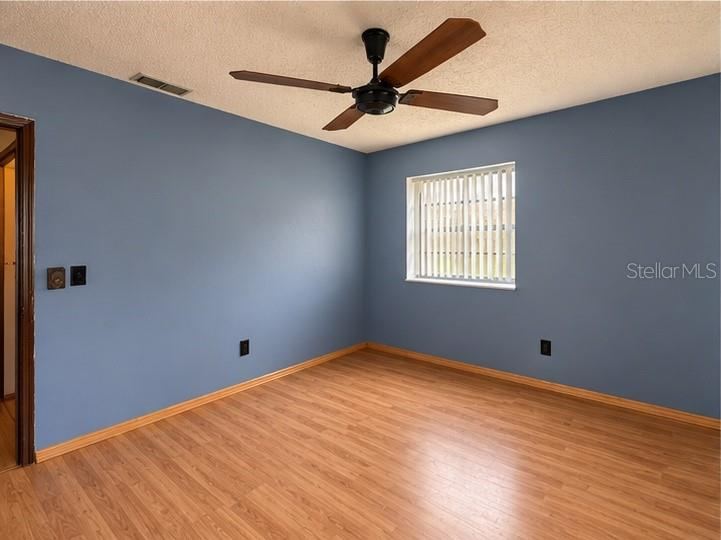 Photo 19 of 20