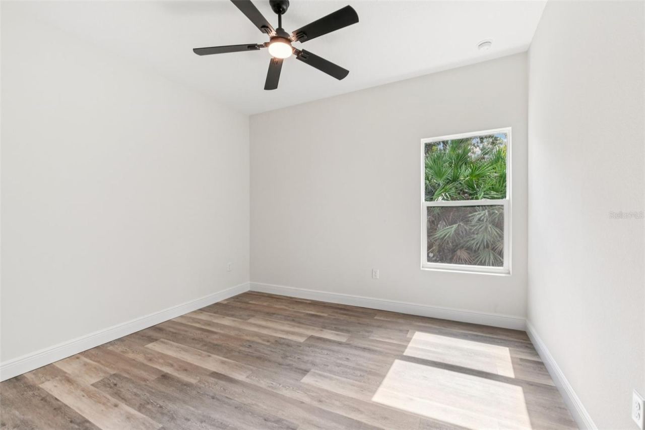 Photo 17 of 20: previous model bedroom 2
