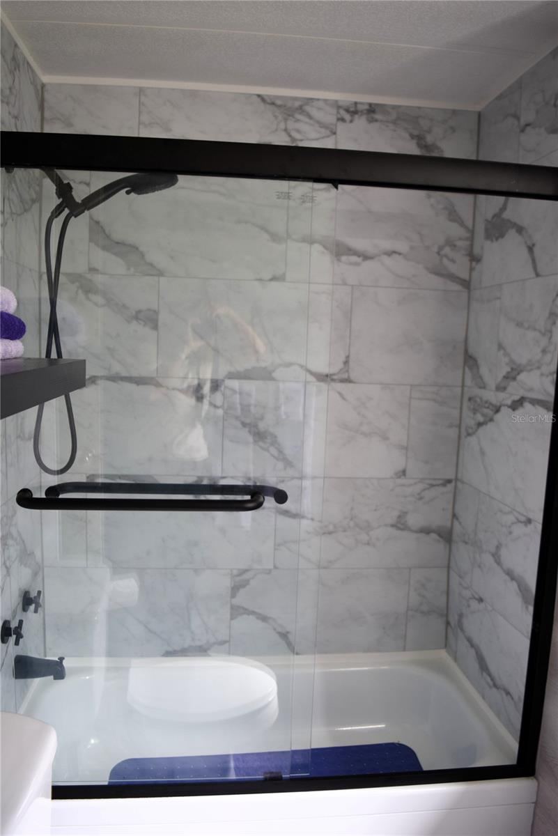 Photo 10 of 20: Guest bath