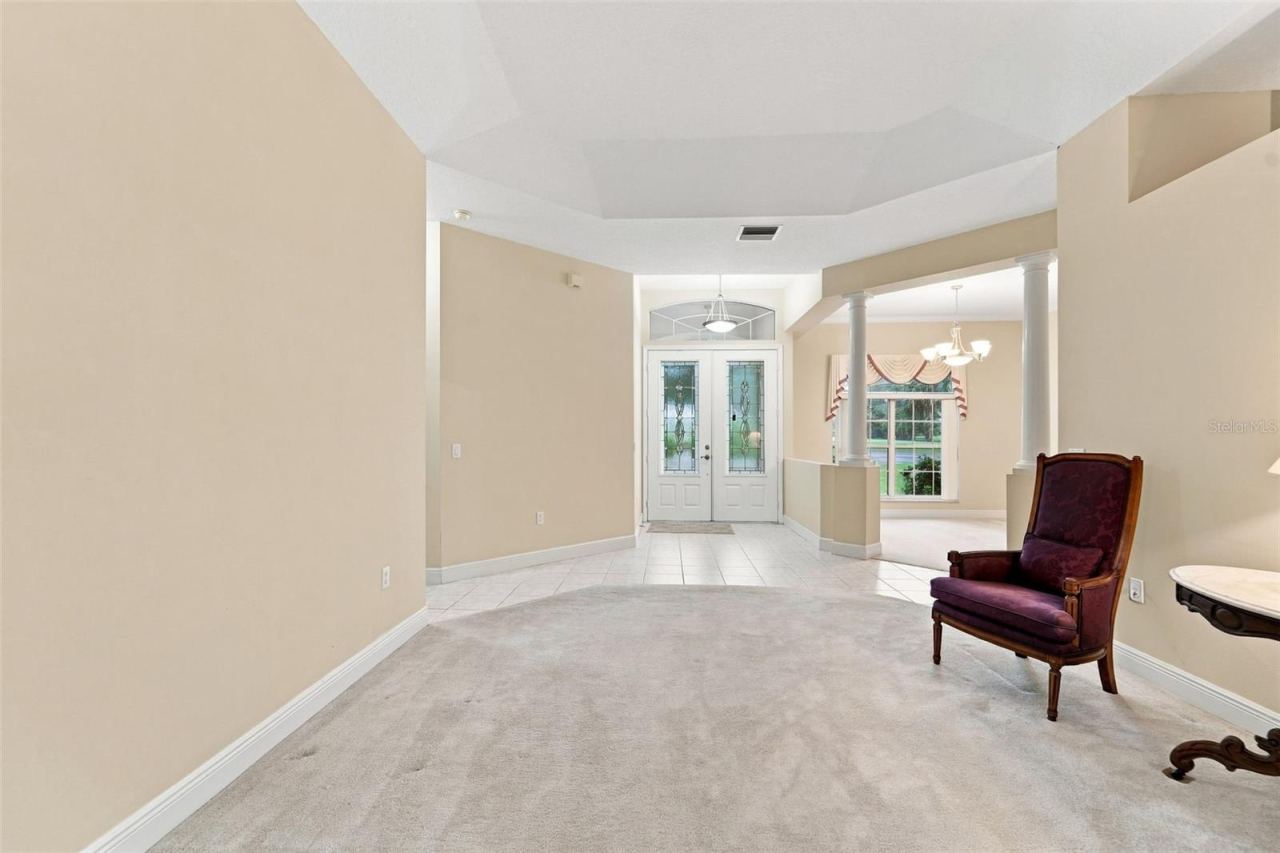 Photo 10 of 20: LIVING ROOM