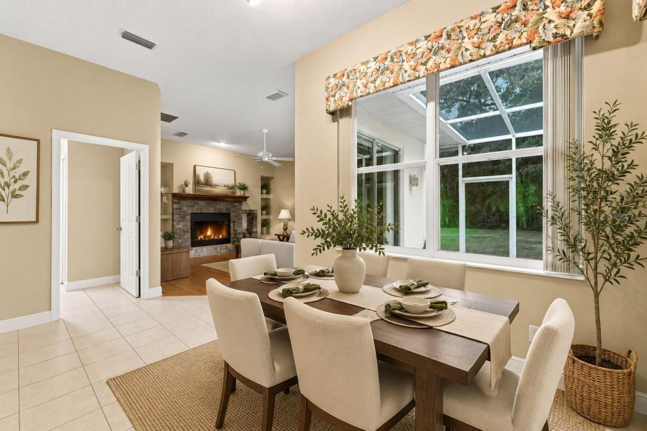 Photo 17 of 20: BREAKFAST NOOK
