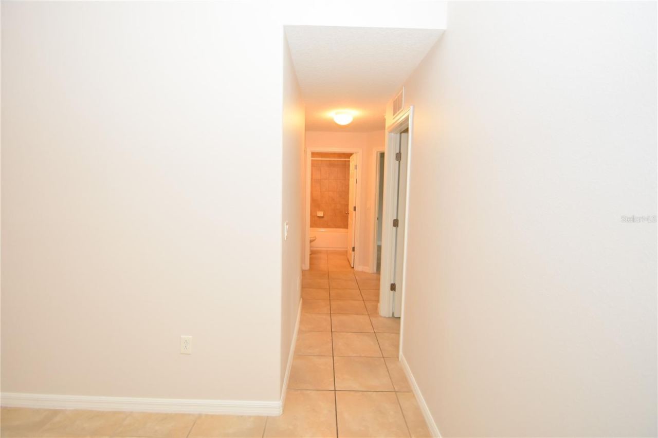 Photo 16 of 20