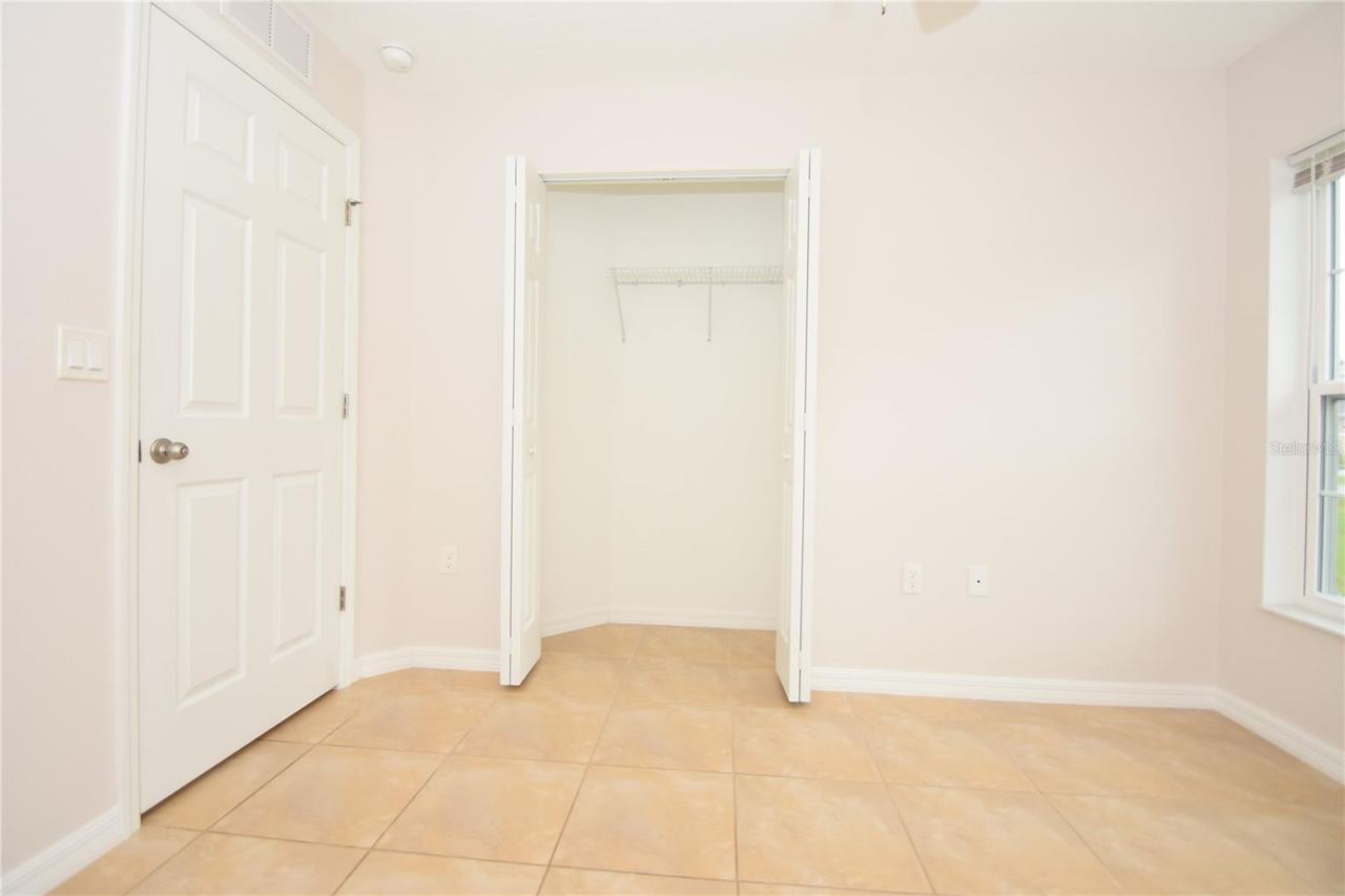 Photo 19 of 20