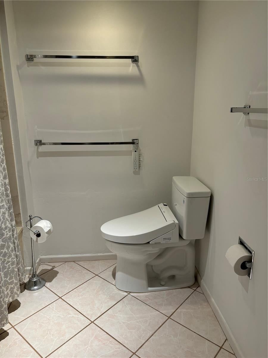 Photo 19 of 20