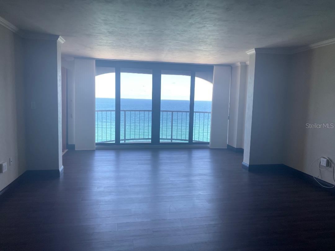 Photo 8 of 20