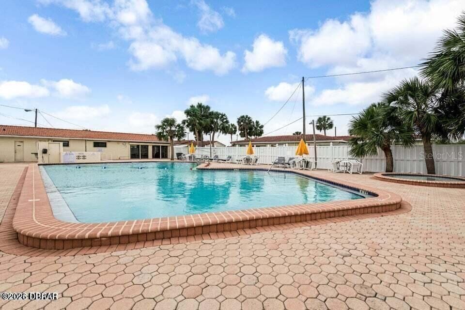 Photo 19 of 20: Community Pool