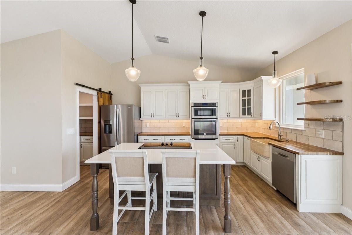 Photo 12 of 20: Kitchen Primary