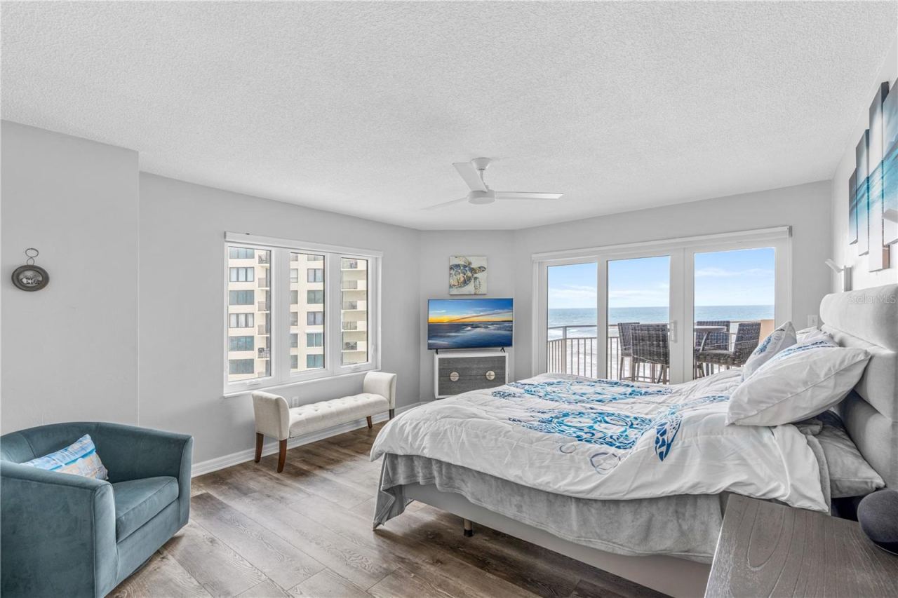 Photo 14 of 20: Primary Bedroom with Amazing Views!