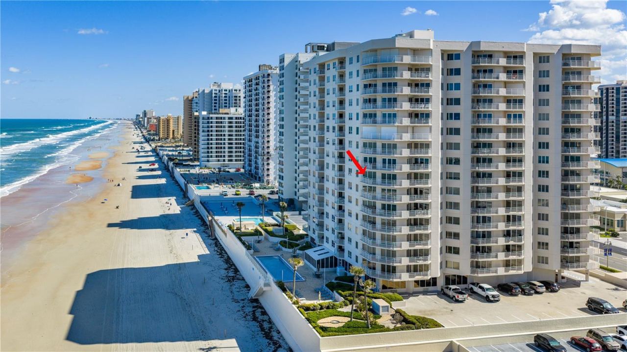Photo 2 of 20: 9th Floor NE Oceanfront Views and Intracoastal Views